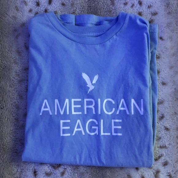 American Eagle baby blue t shirt - Picture 3 of 7